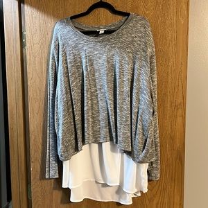 Grey and white two piece top from Ava and Viv size 4x